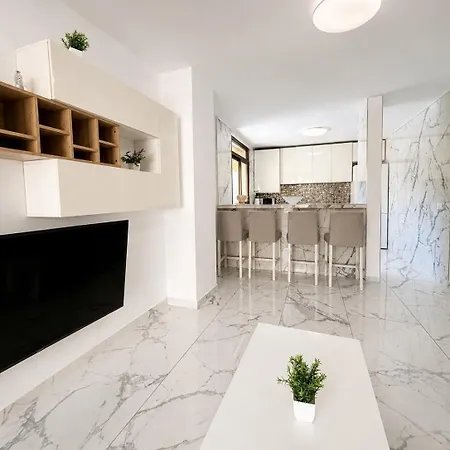 アパート Luxury Penthouse Sunny Terrace By Alma Homes *