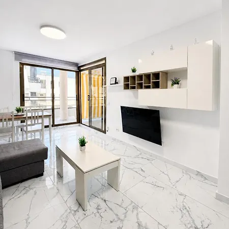 アパート Luxury Penthouse Sunny Terrace By Alma Homes ロスクリスティアーノス