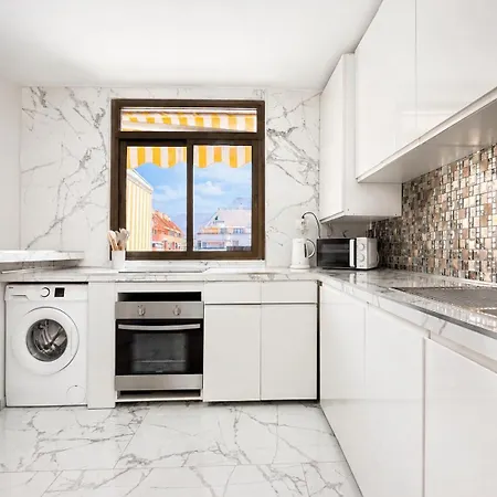 Luxury Penthouse Sunny Terrace By Alma Homes