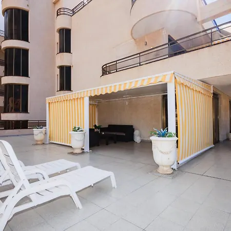 Cristianos Penthouse Alma Homes アパート *