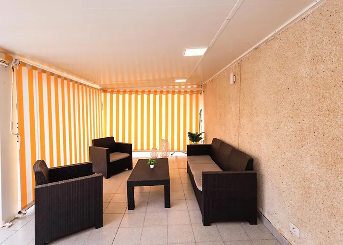 Cristianos Penthouse Alma Homes ロスクリスティアーノス